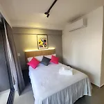 Studio C/ Varanda A 100M Da Puc-Pompeia Puq0208